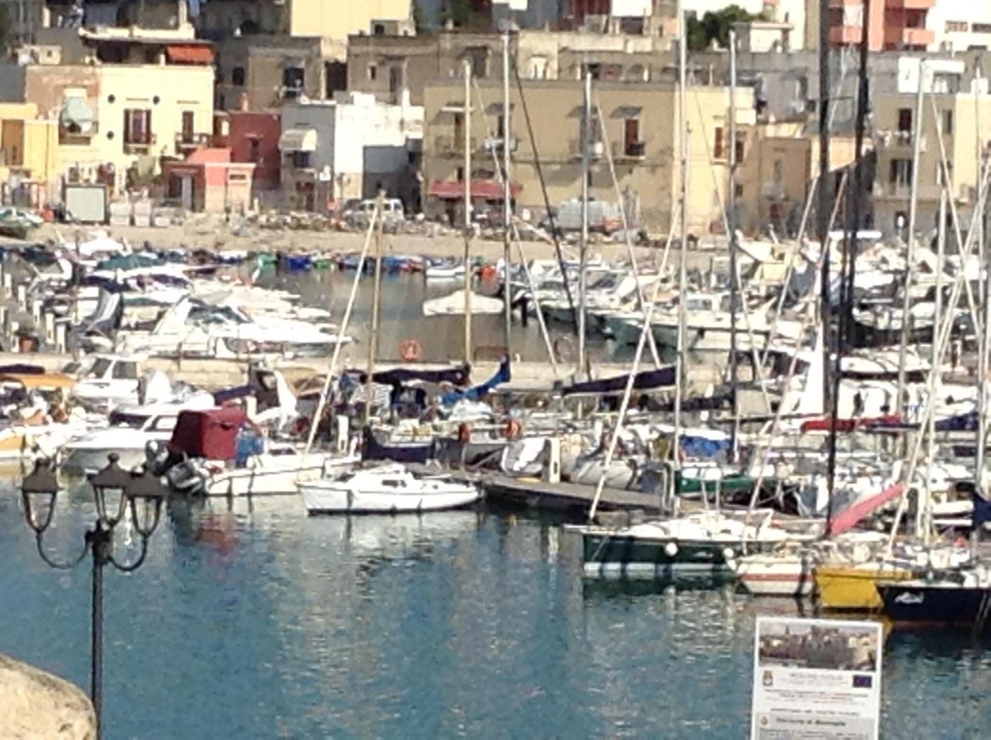 B&B Al Porto Bisceglie Buitenkant foto