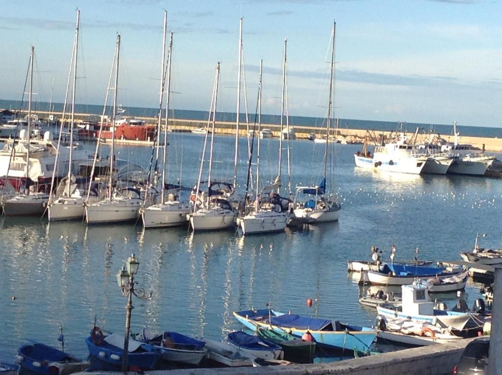 B&B Al Porto Bisceglie Buitenkant foto