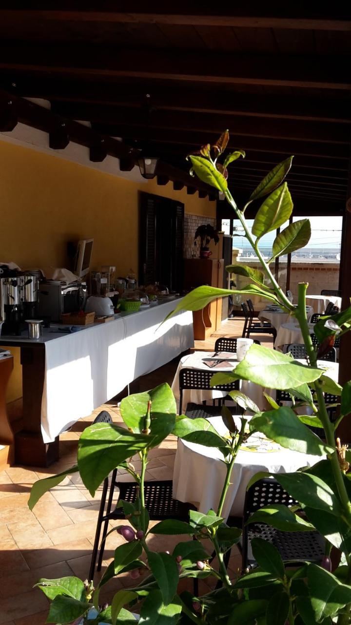 B&B Al Porto Bisceglie Buitenkant foto