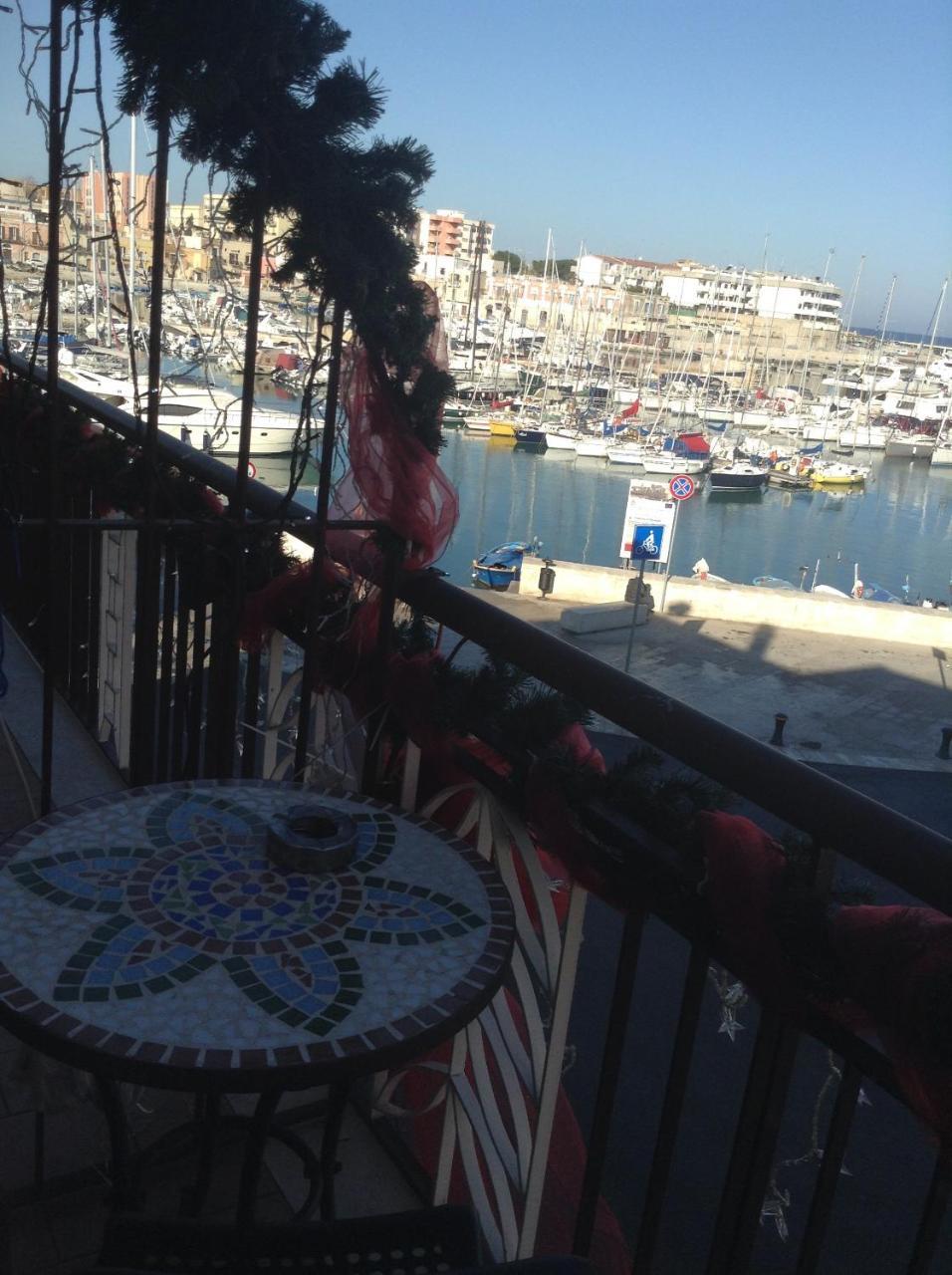 B&B Al Porto Bisceglie Buitenkant foto